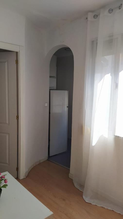 Apartamento En C. Maria Luisa 2 Dormitorios Madrid Eksteriør bilde
